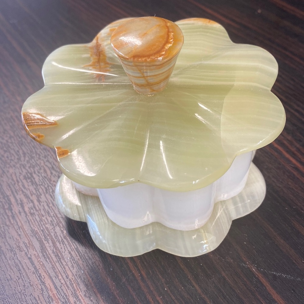 Trinket box